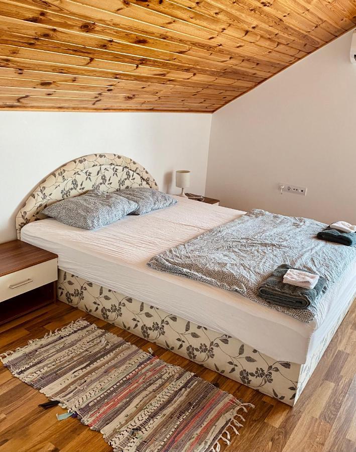 Viztuekoer Apartman Tihany Exterior photo